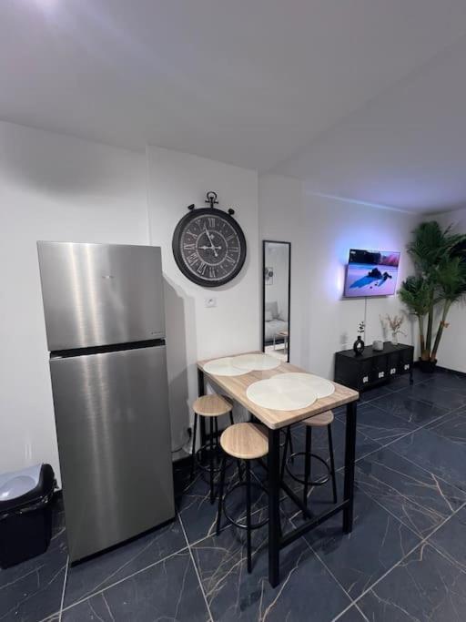 Espace Chic Et Cosy Dunkirk Bagian luar foto